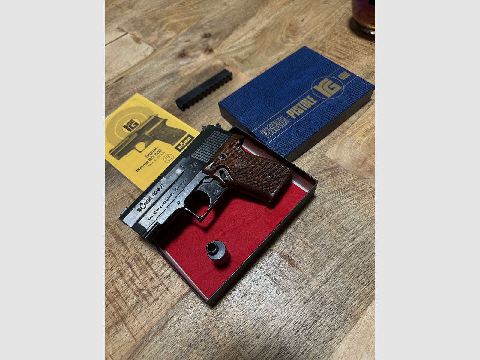 Röhm RG600 kal. 22 lang knalpatroon Made in West-Duitsland