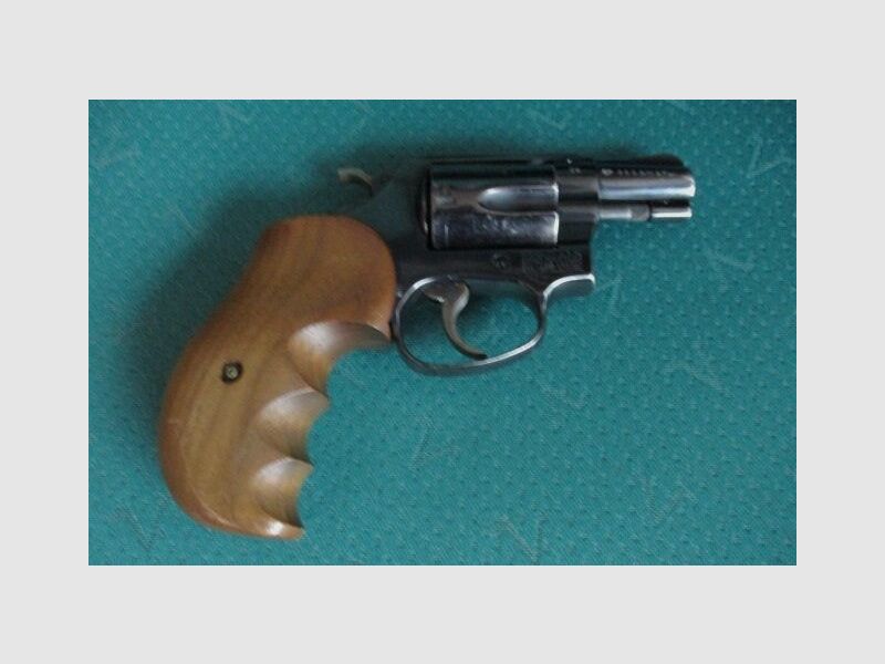 Revolver Smith & Wesson Chief Special Mod. 36 36