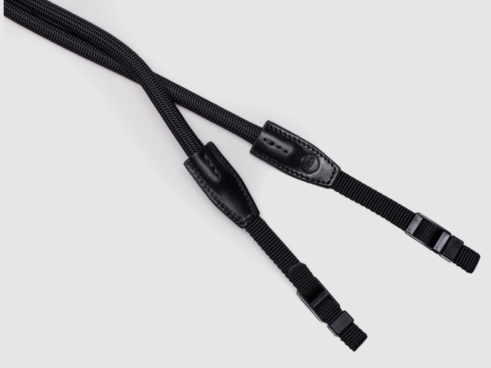 Leica 19637 Correa de cuerda SO negra 126cm diseñada por COOPH Seilband Trageriemen