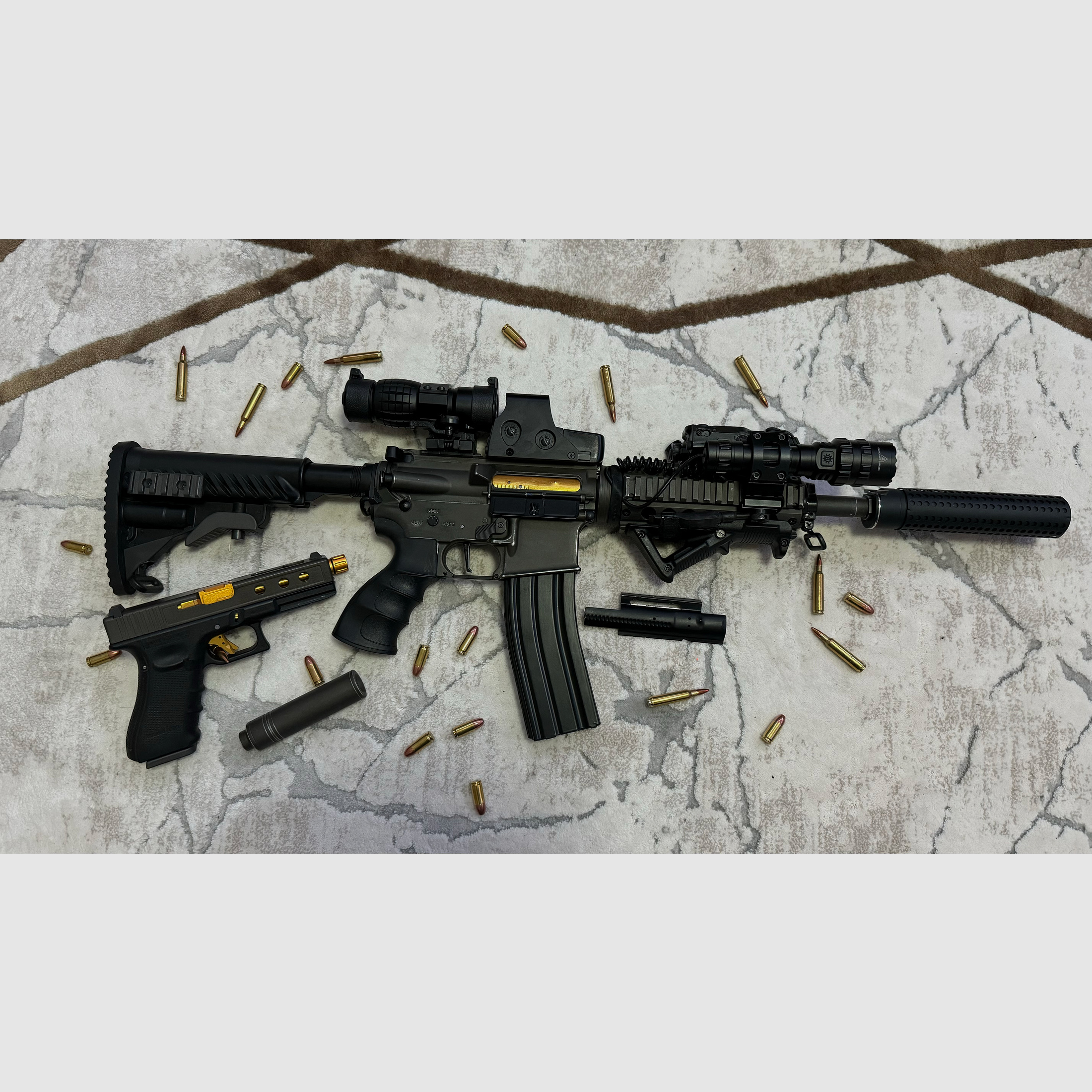  Cerakote AR15/M4 + Glock 17 (Cerakote, Handgefertigt, Sammlerstücke)