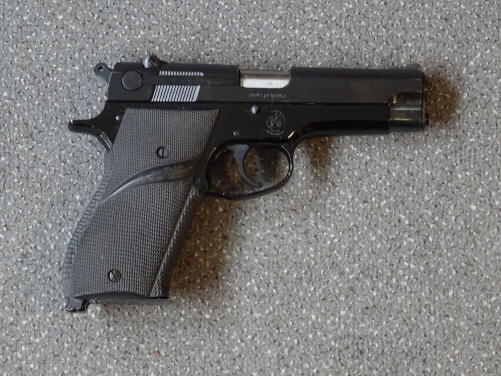 S&W SMITH & WESSON MODEL 39