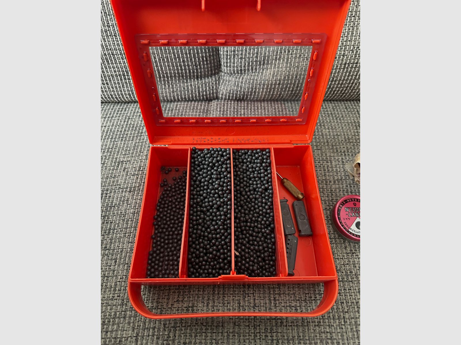 Haenel 310 NVA air rifle set (2x, 3x magazine + many pellets) — good used condition