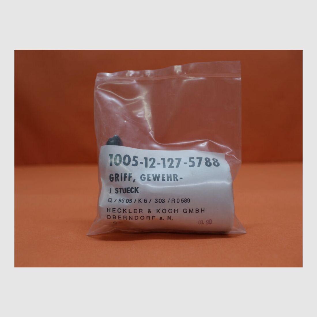 BUND EXCEDENTE Heckler&Koch HK G3: Empuñadura de pistola olivo H&K (1013-03.08) BUND (1005-12-127-588) en OVP EXCEDENTE nuevo