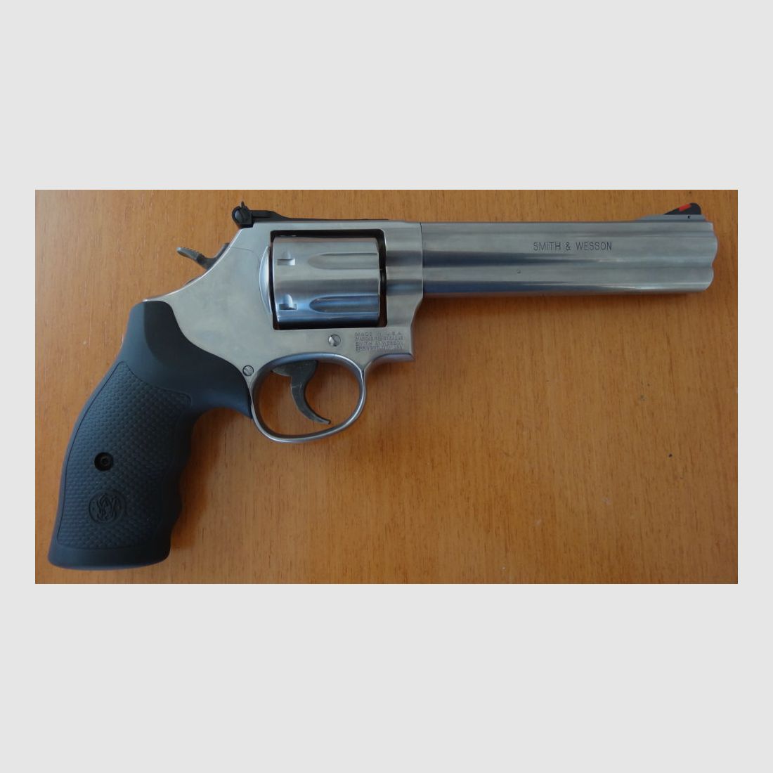 Smith & Wesson Smith & Wesson Revolver: Mod. 686 WO Plus 7- Schoten .357 Magnum.