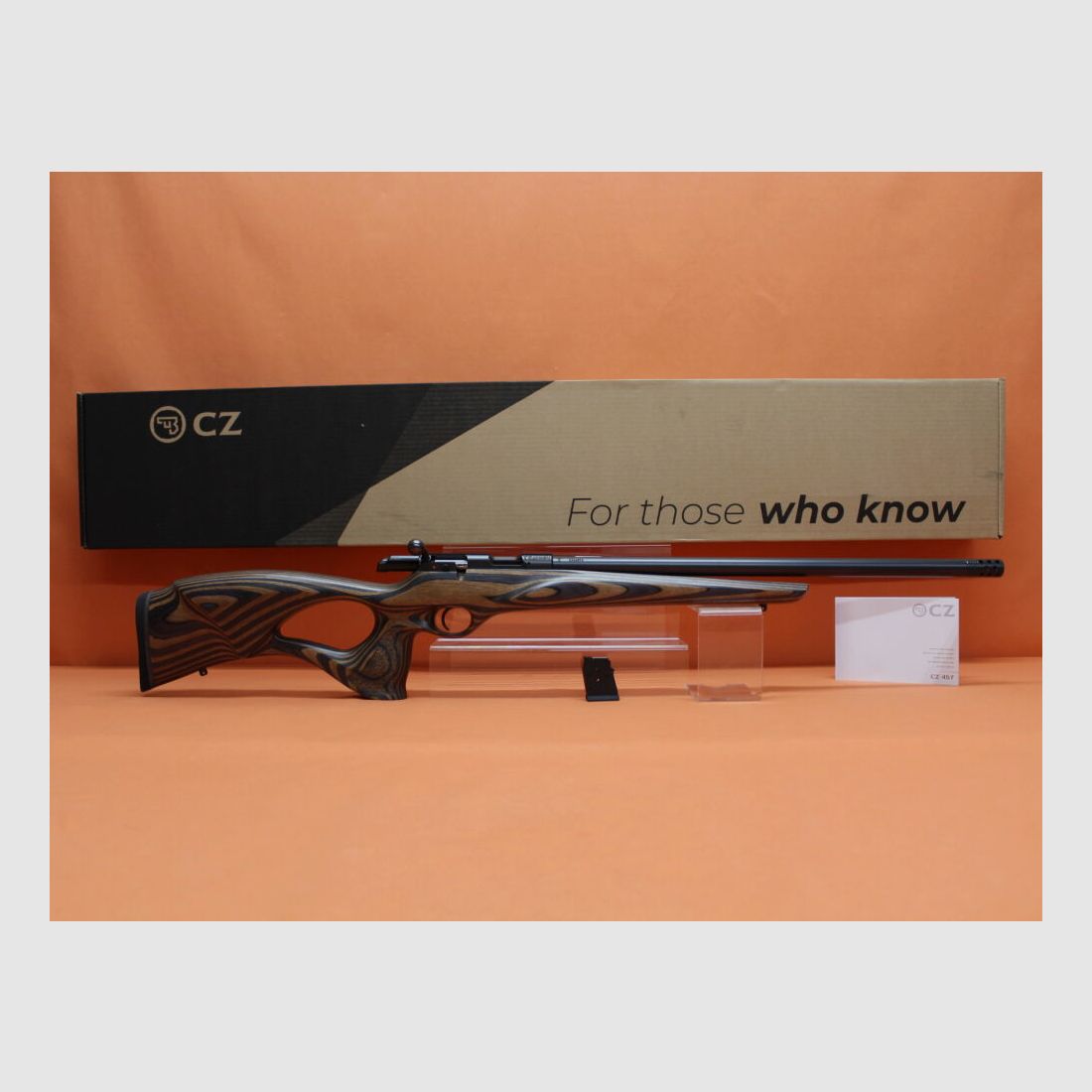 CZUB Rep. carabina .22lr CZUB CZ 457 con impugnatura a pistola filettata 20"/525mm canna Varmint/ filettatura 1/2-20/ calciolo a pistola