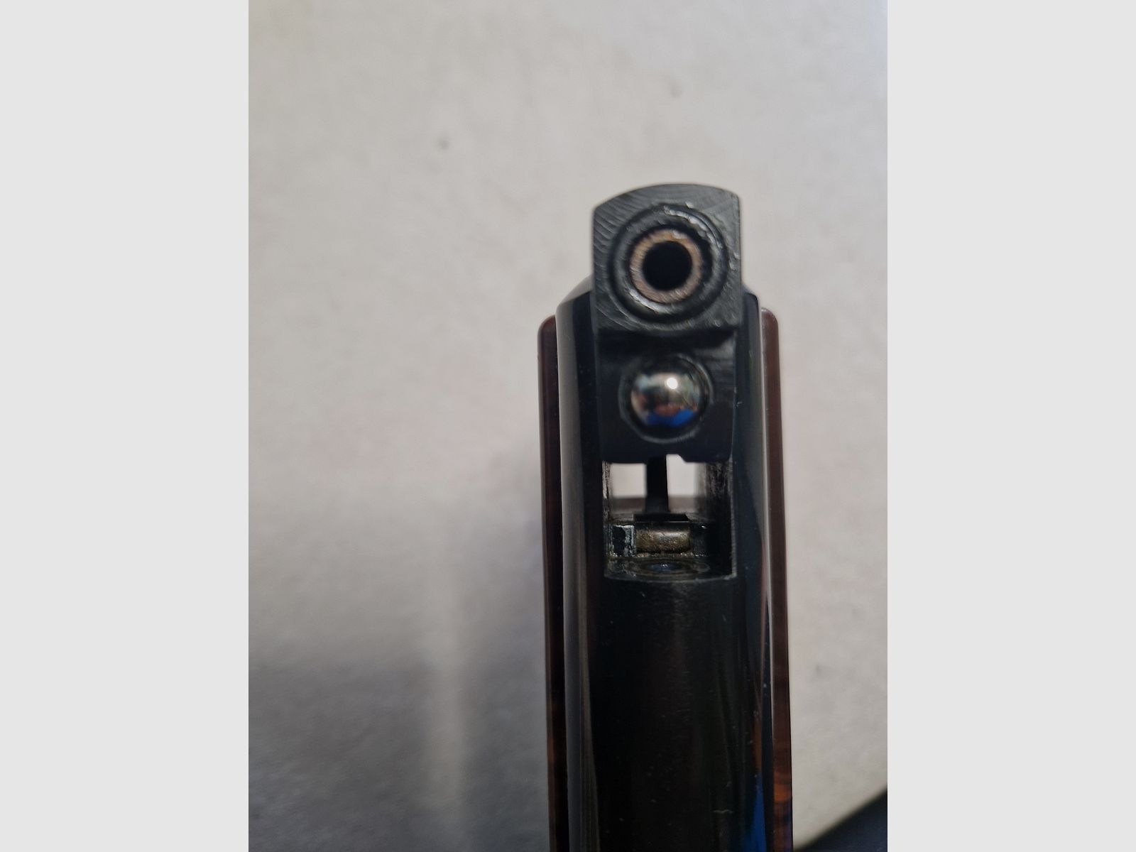 Weihrauch HW 70