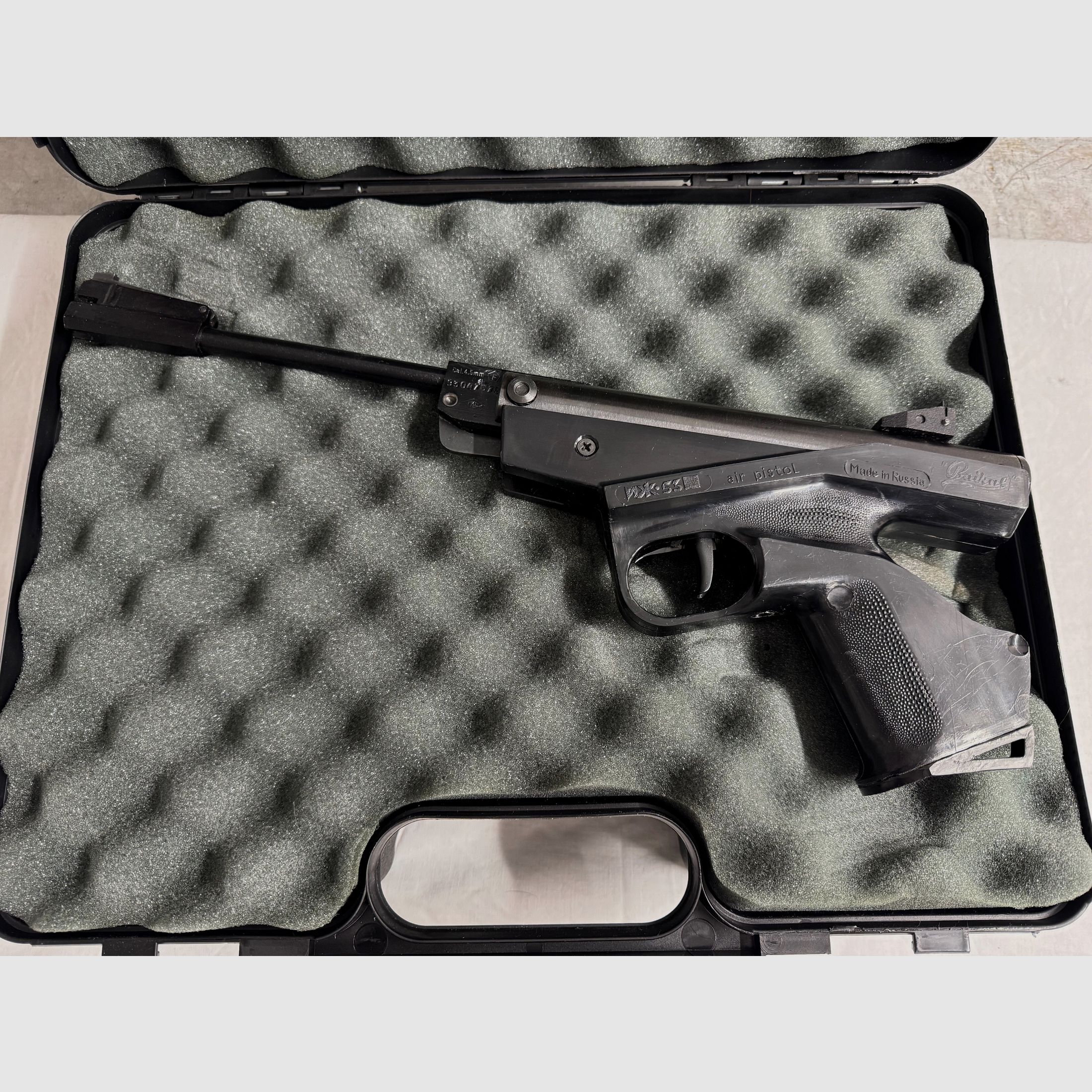 Baikal air pistol MP-53M, caliber 4.5 mm with ammunition