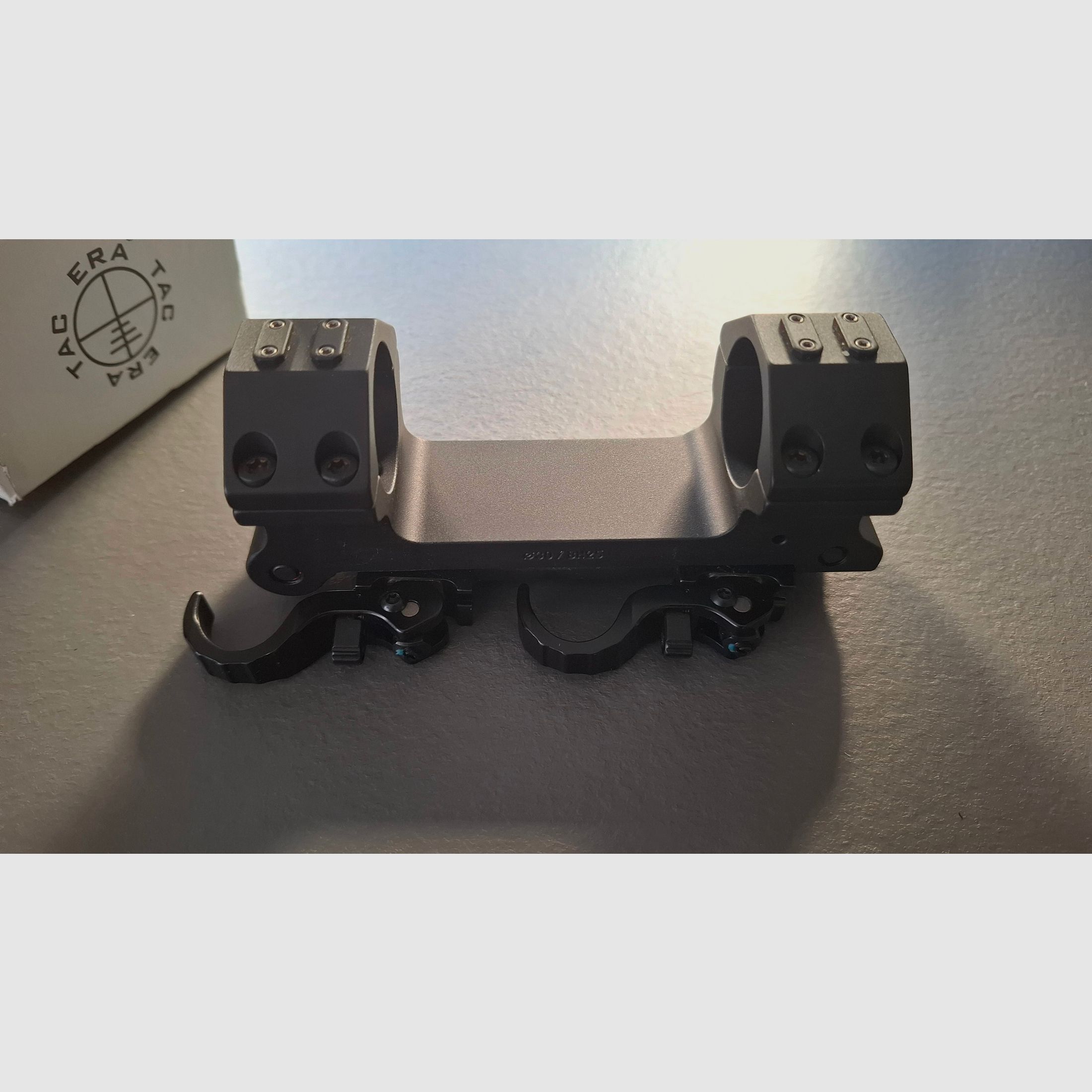 ERATAC Blockmontage mit Schnellspannhebel Ø 30 mm mit einstell. Vorneigung 