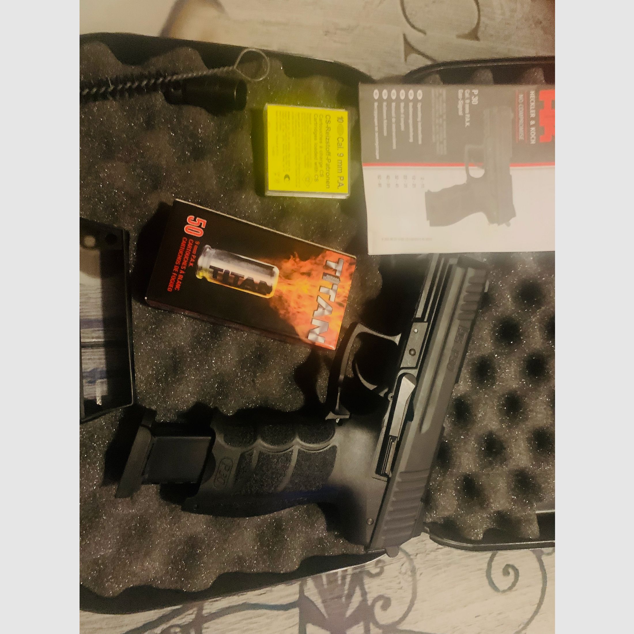 Heckler und Koch 9mm P30 Schreckschuss 