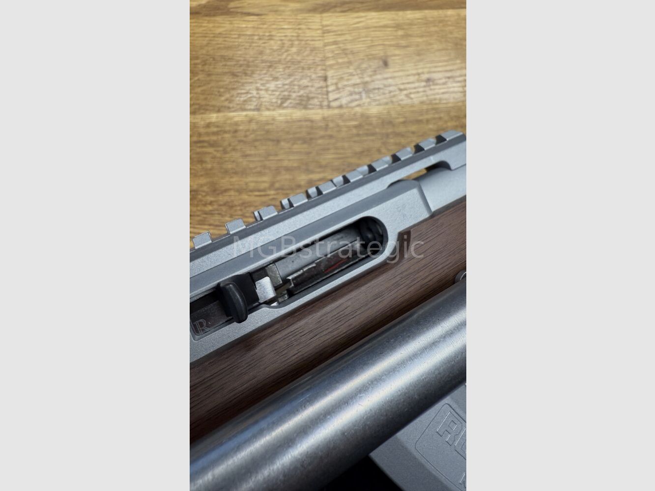 Ruger 10/22 z systemem kolby A-Team / luf i 2x magazyny Ruger BX-25 pokryte cerakote srebrnym / gwint wylotu 1/2"x28UNEF