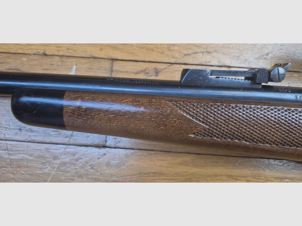 Belle Carabine RAF Modèle 64 – Cal .22LR – Arme semi-automatique – Chargeur 10 coups – Lunette Bushnell 3x-7 Custom .22 d&rsquo;époque « Made in Japan » – 100% acier – Canon Neuf – Excellent état – TBE+/TBE++, image 33 sur 36