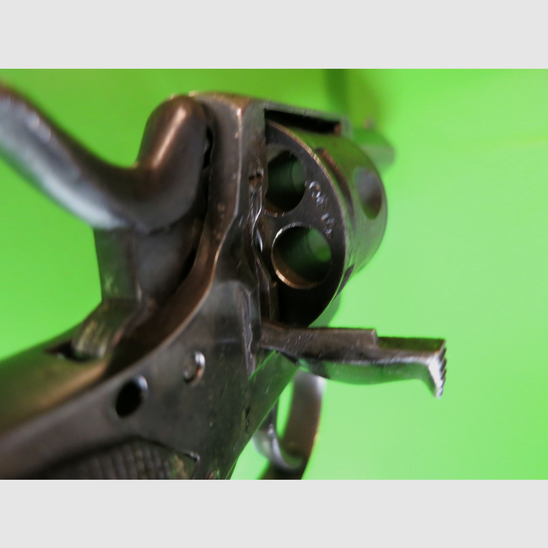 British Bulldog Revolver im Taschenformat, 6-schüssig, Kal. 7 mm/.320     #91-