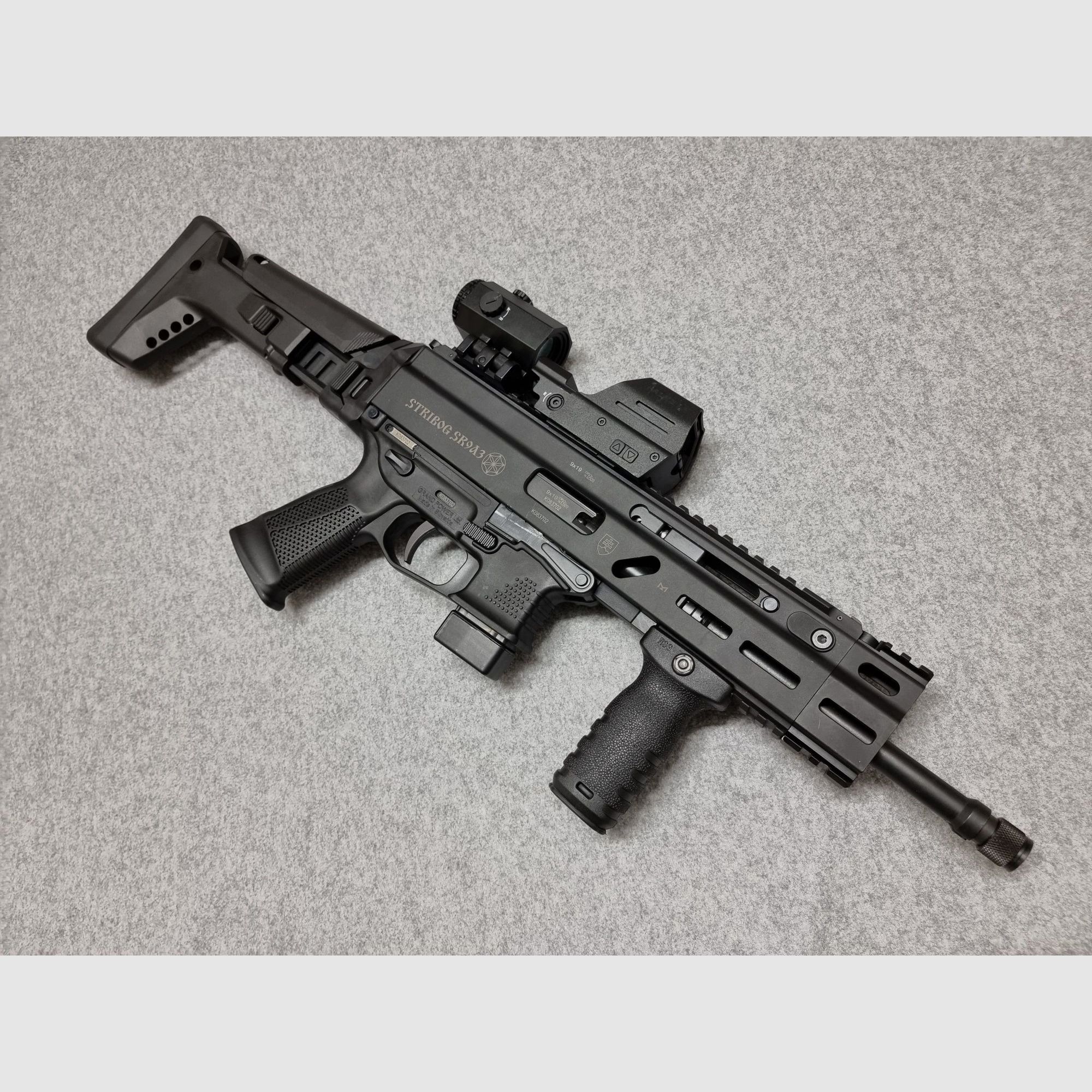 Grand Power Stribog Halbautomat/PCC - 9mm Luger - wie H&K SP5 B&T APC9 CZ Evo - SET