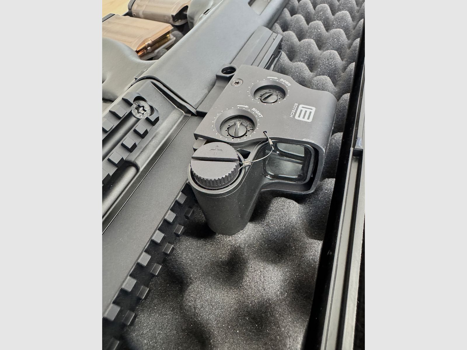 Steyr AUG-Z A3 S.W.A.T. incl EOTECH XPS2-0 & Streamlight TLR RM2