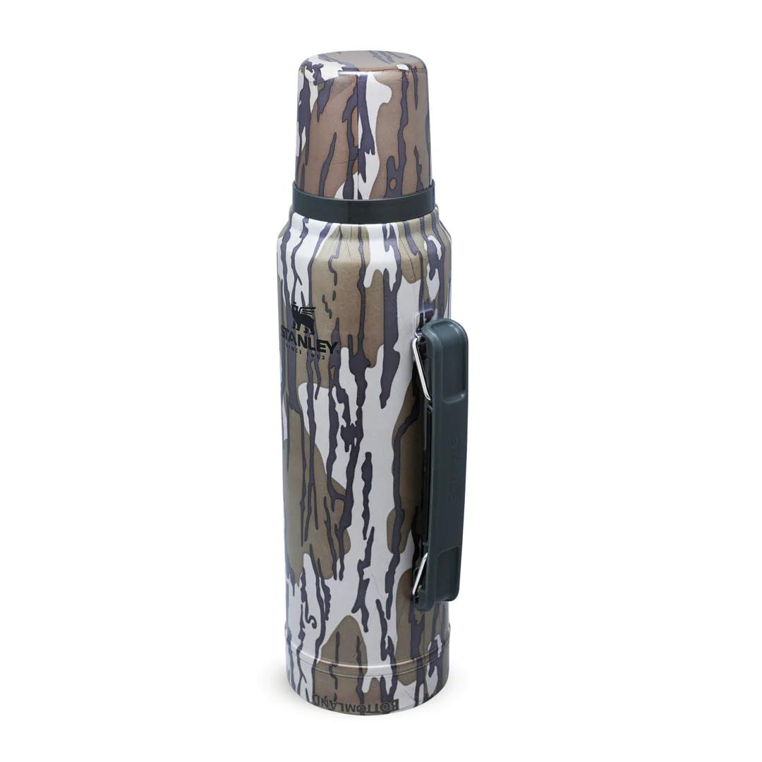 Stanley La leggendaria bottiglia classica Mossy Oak 1 litro, immagine 1 di 5