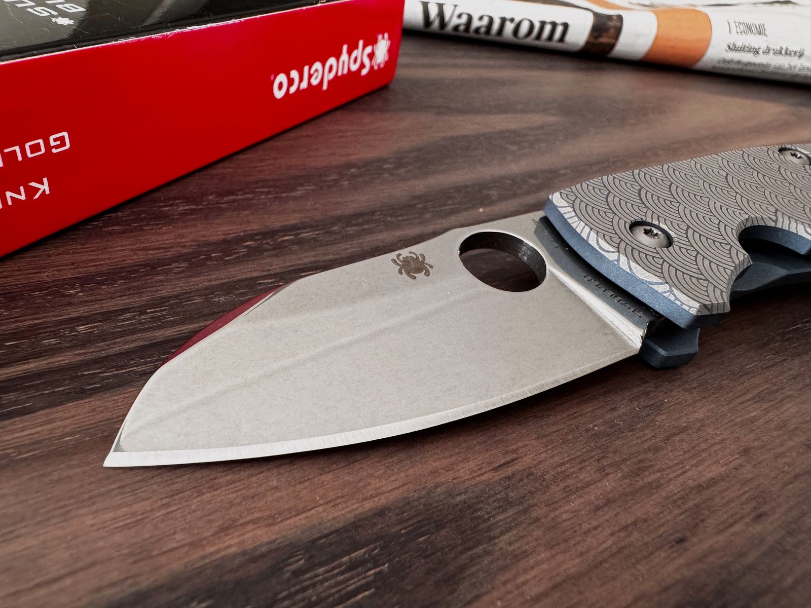 Spyderco Techno 2 EDC Modern Seigaiha Motiv (Exklusiv) Blau