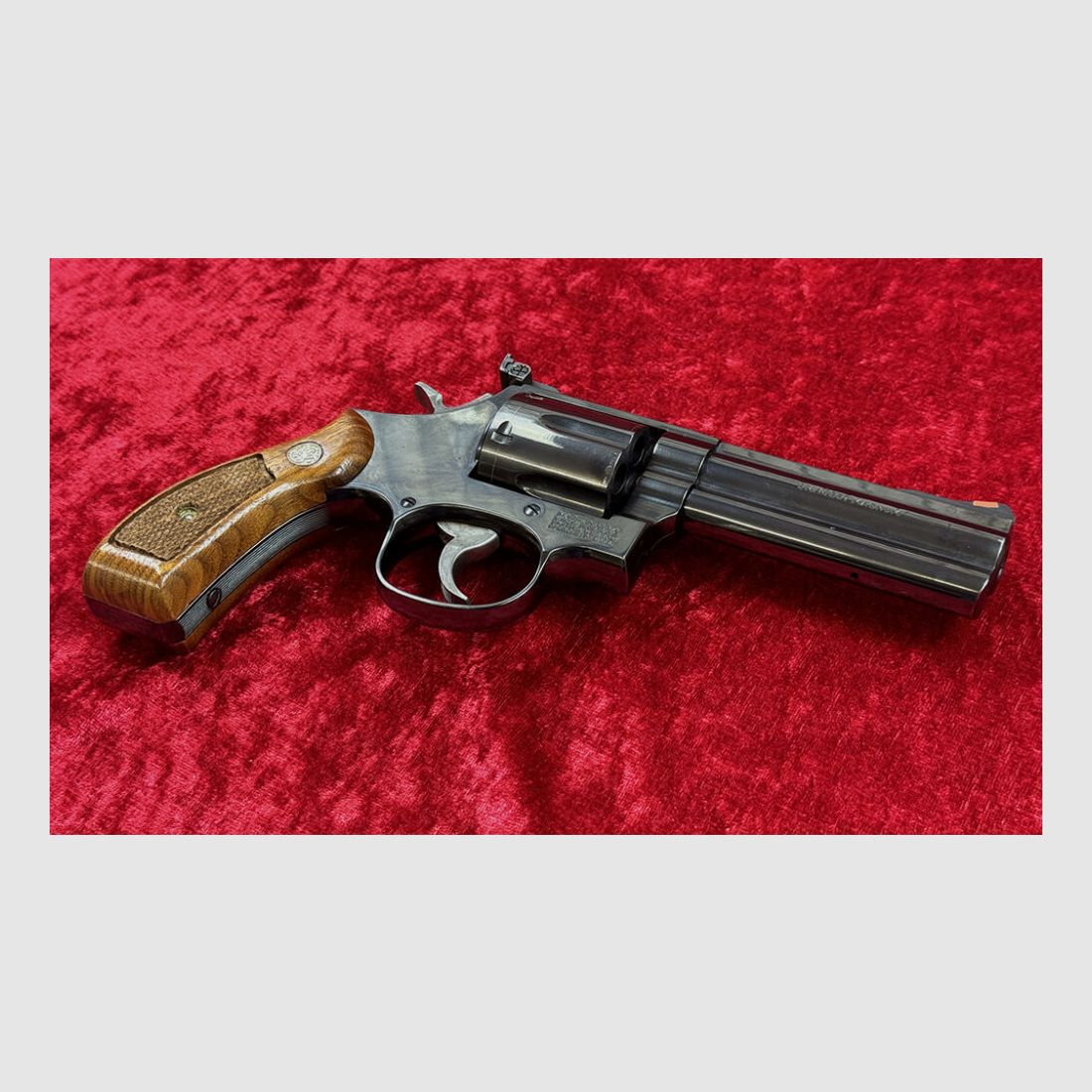 Smith & Wesson 586-4