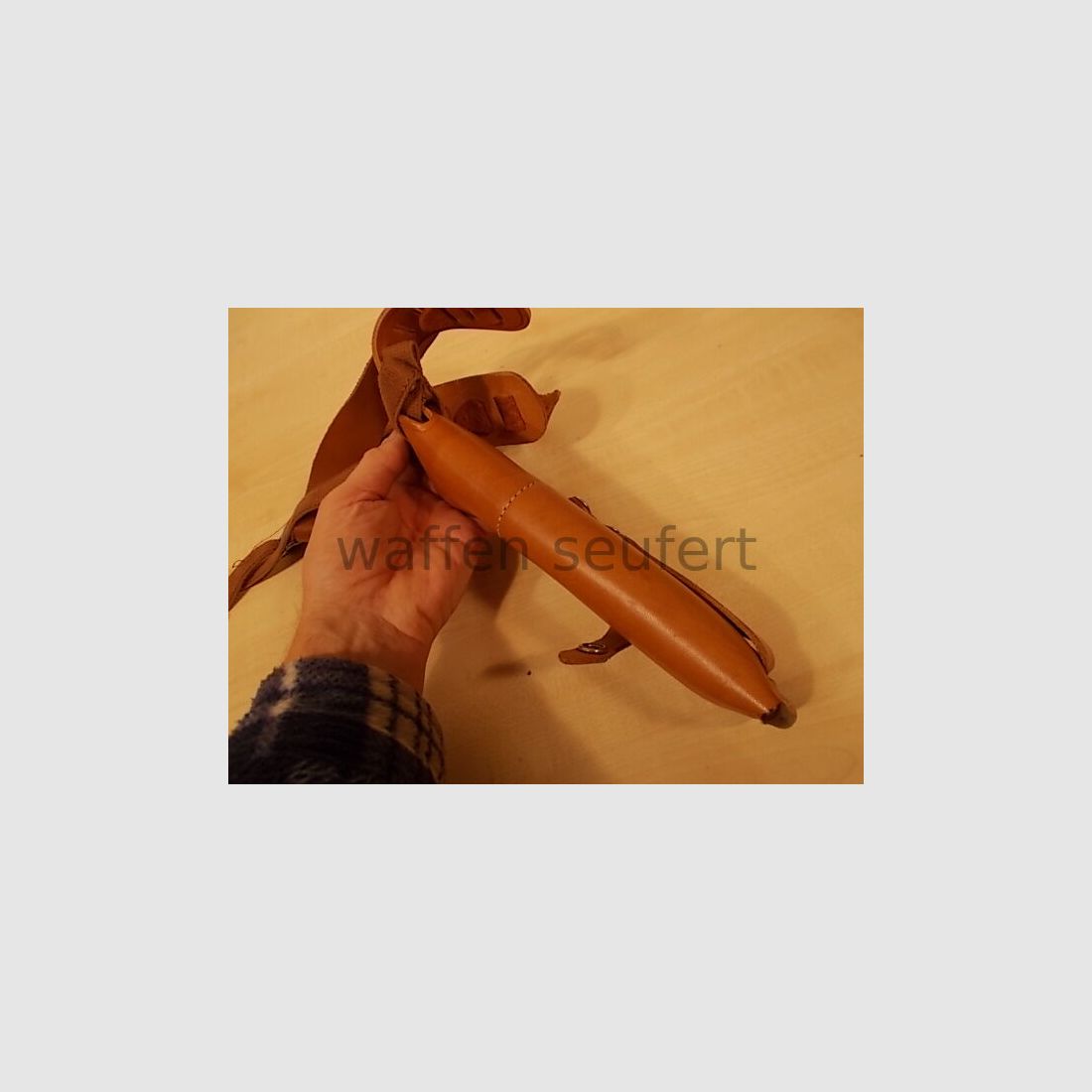 Bianchi X15 Medium shoulder holster for revolver/pistol up to 4