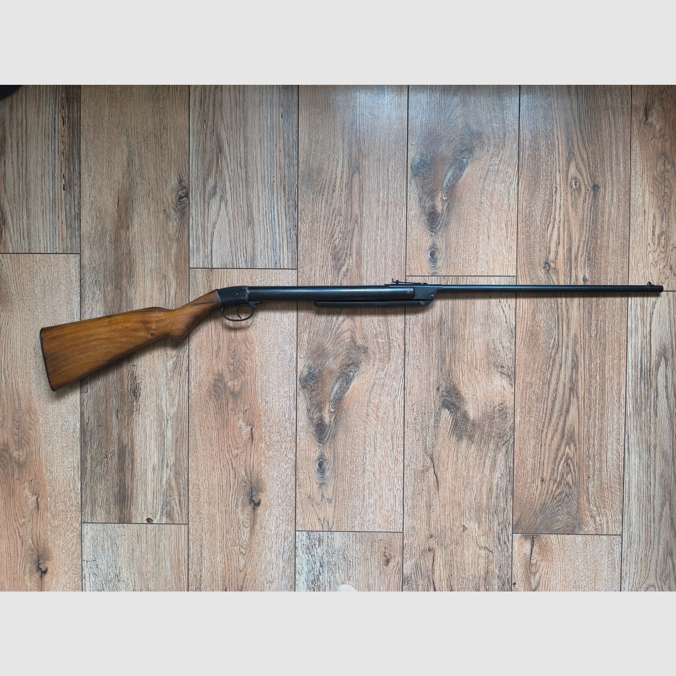 Pre-war air rifle cal. 4.5, image 2 of 3