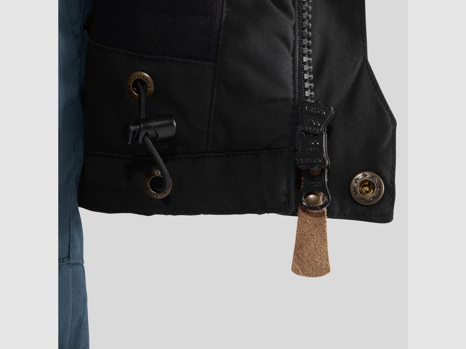 Chaqueta acolchada FJÄLLRÄVEN Skogsö M Gris oscuro