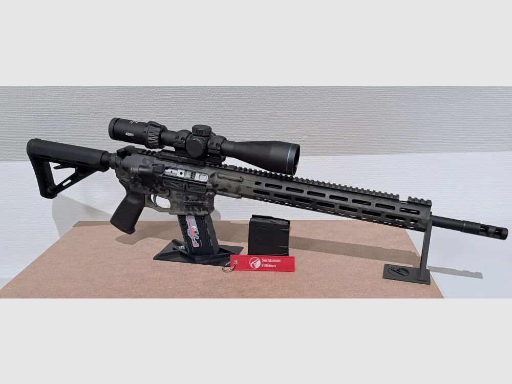 Savage Arms MSR10 Hunter Midnight Camo mit Meopta