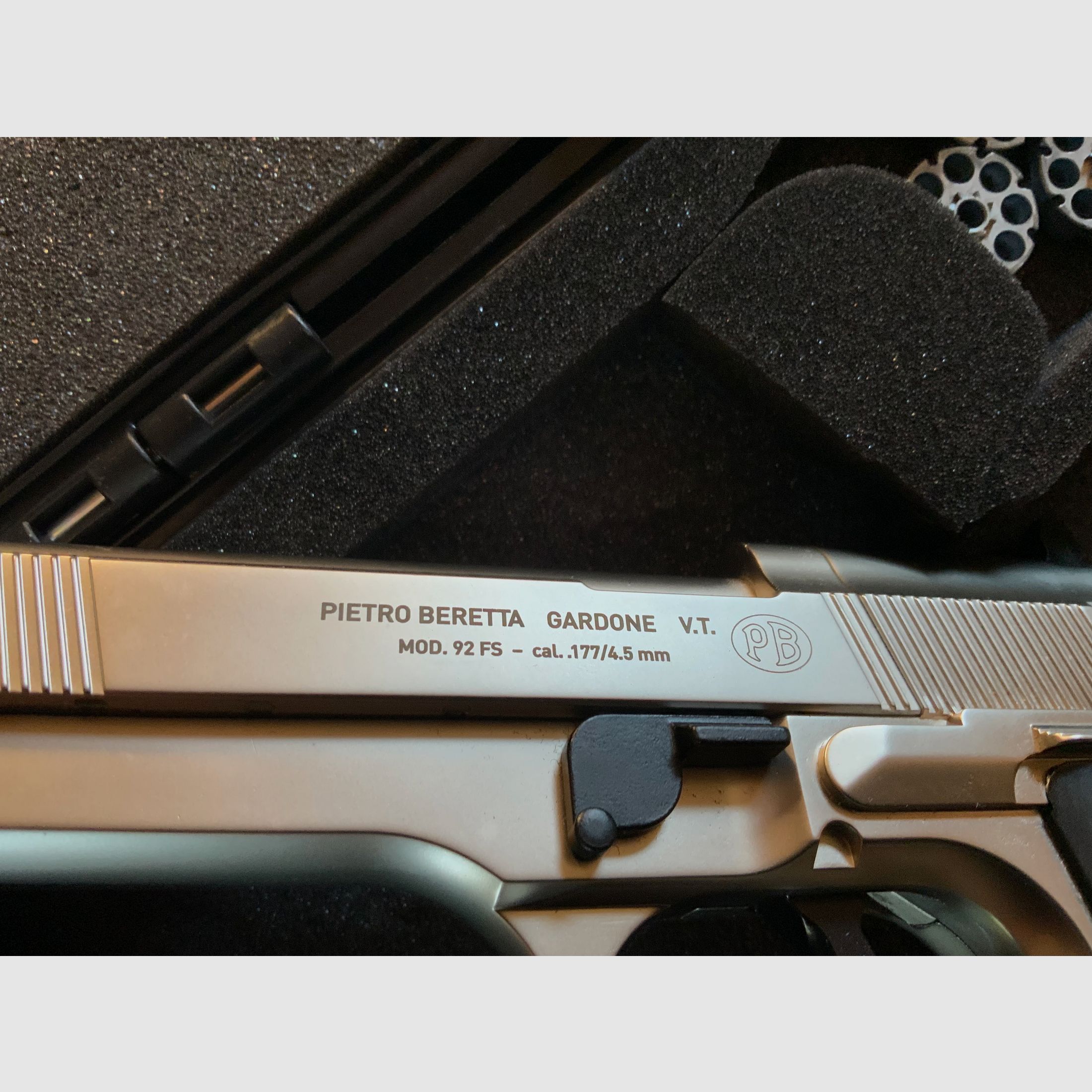 Beretta Mod. 97 FS 4,5mm Diabolo  vernickelt 