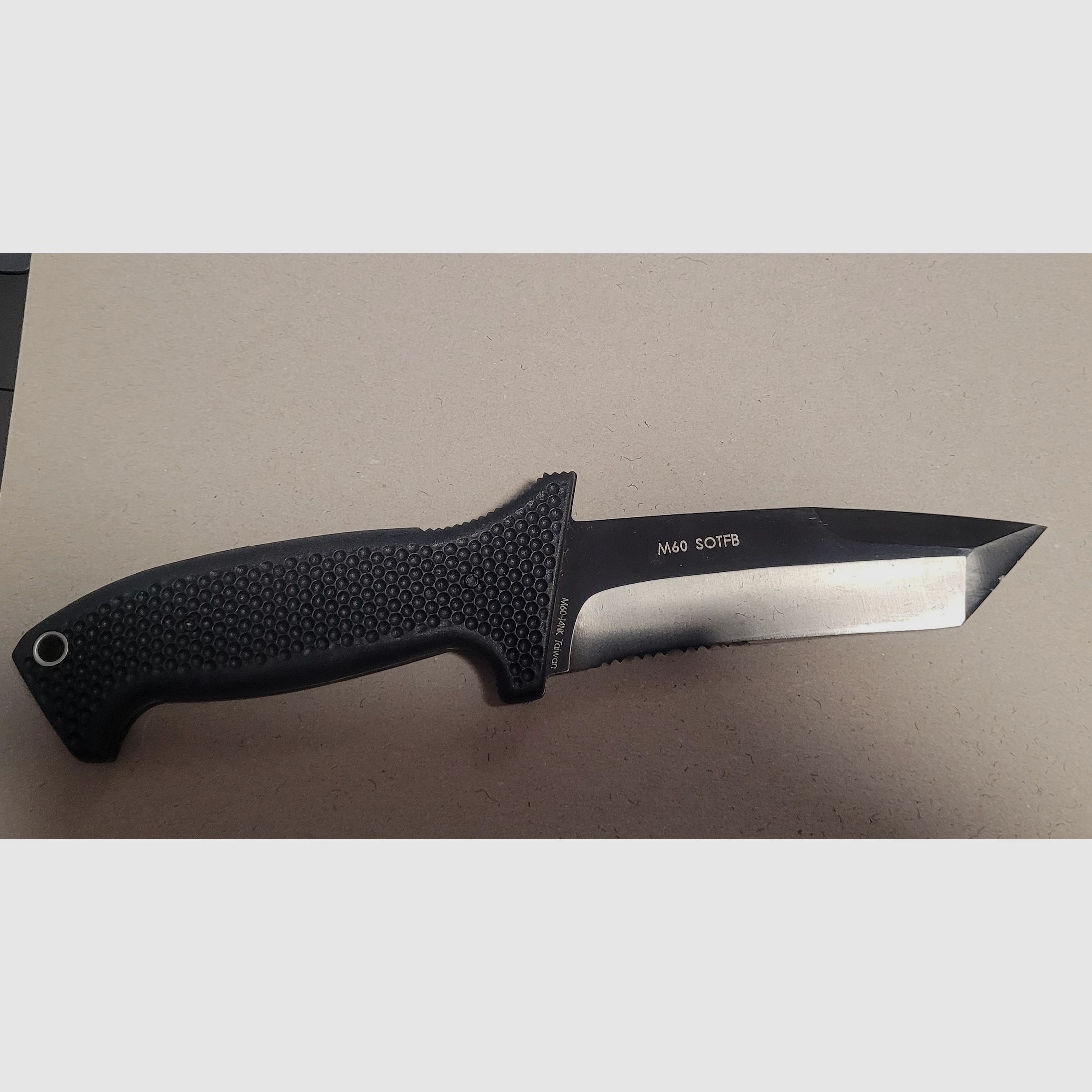 CRKT Messer M 60 mit Tantoklinge