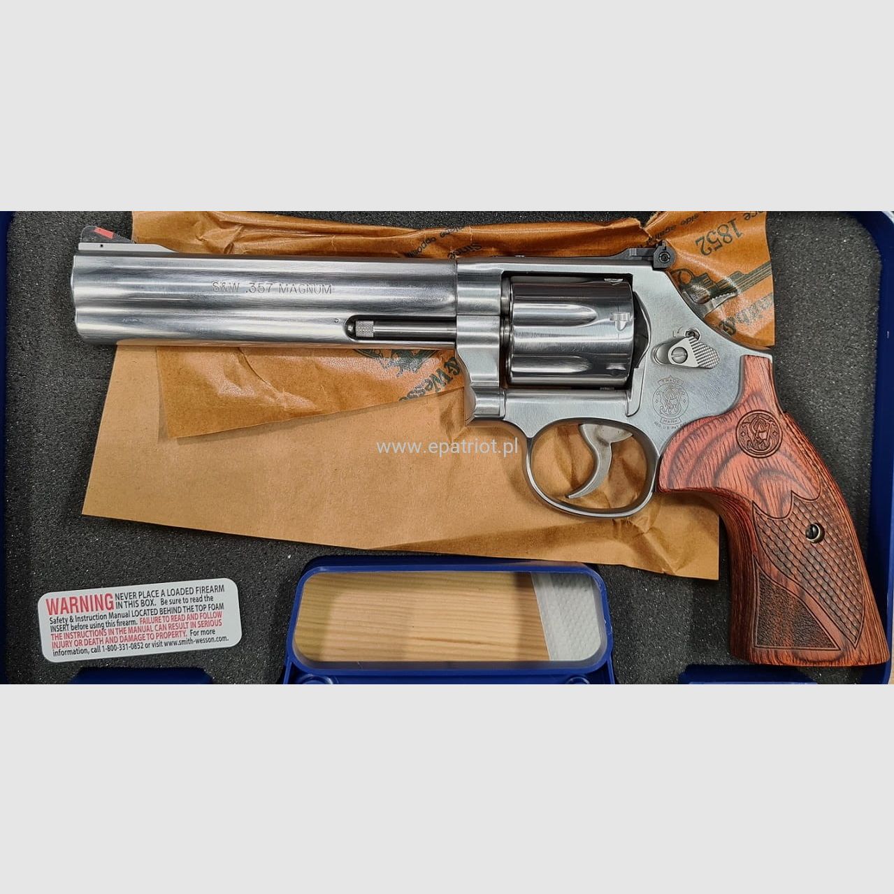 Revolver Smith & Wesson 686 Plus Deluxe 150712