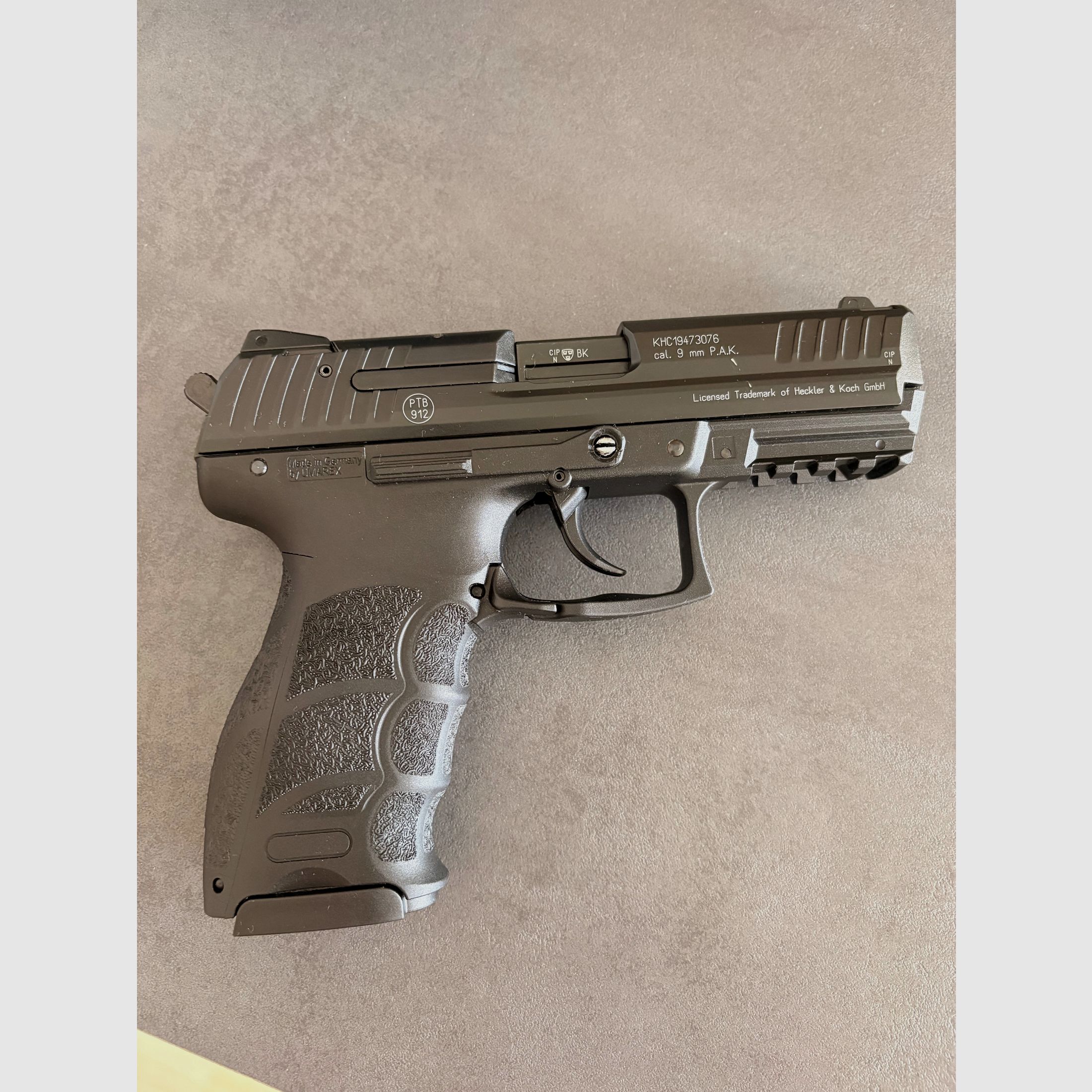 Heckler und Koch P30 9mm PAK
