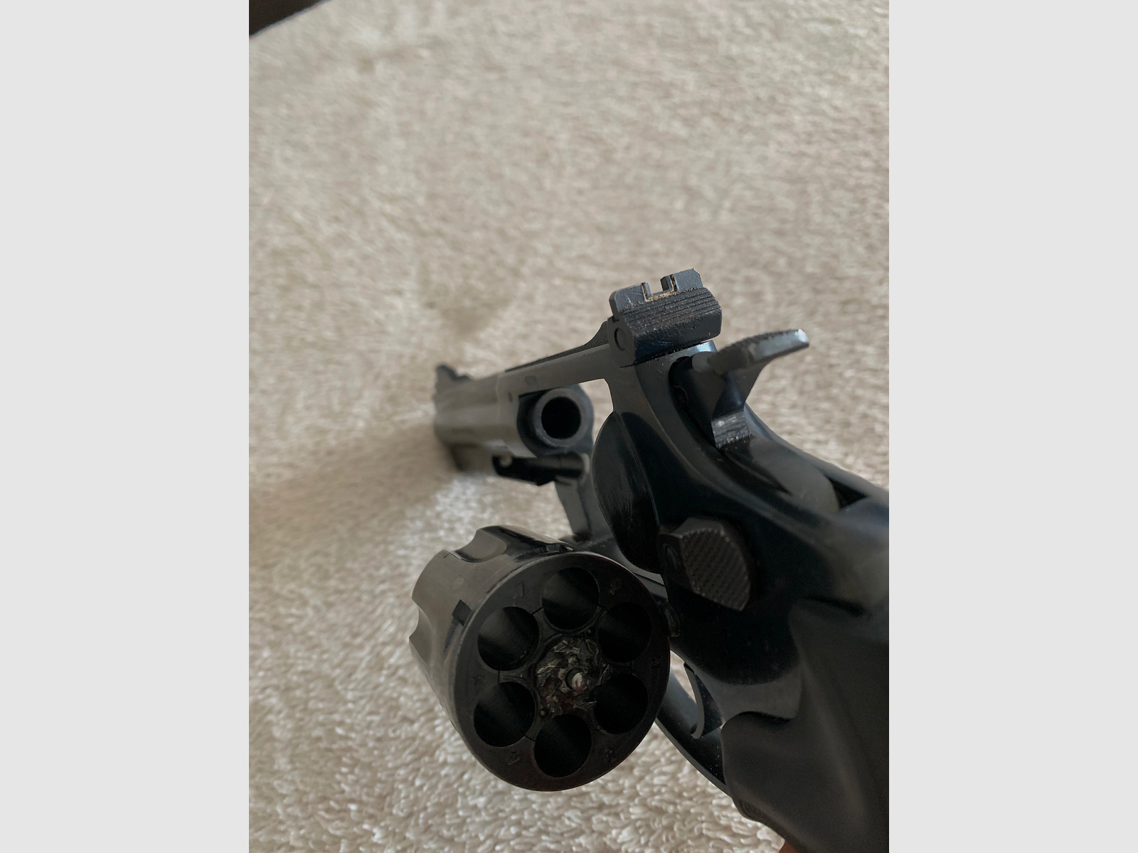 Revolver Rossi .357 Magnum und  .38 Special