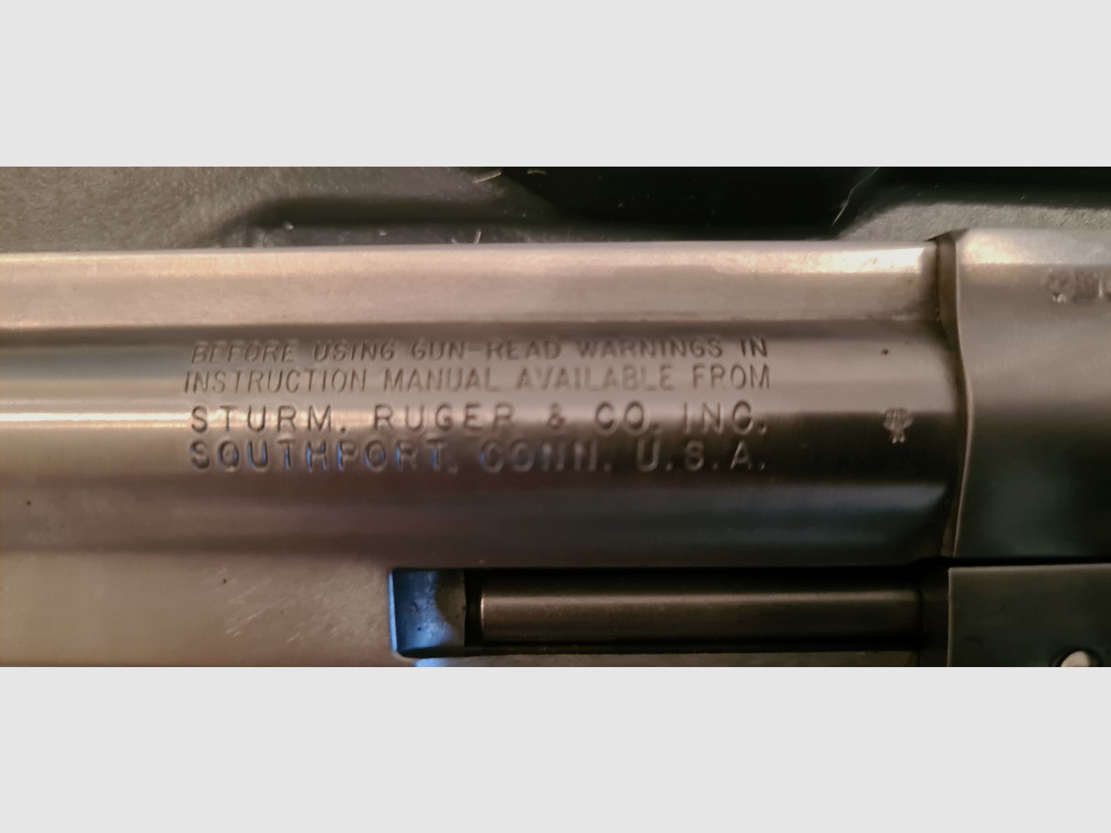 Ruger GP100 .357 Mag. stainless 6 Zoll, Modell 161, Sonderedition von Frankonia mit goldfarbenem Hahn und Abzug aus 2005