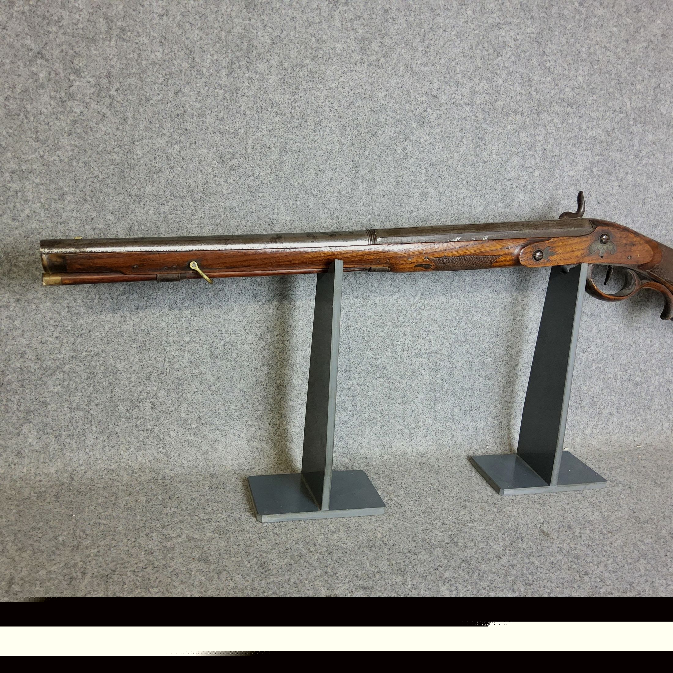 unknown hunting weapon