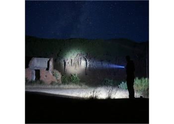 FENIX TK05R Tactical LED Flashlight, image 6 of 9