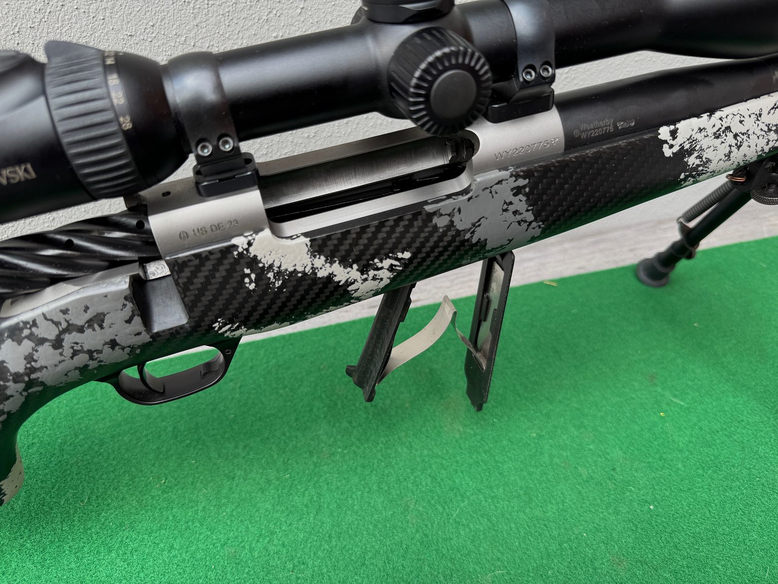 Weatherby Mark V Backcountry 2.0 Ti Carbon .300 wby mag