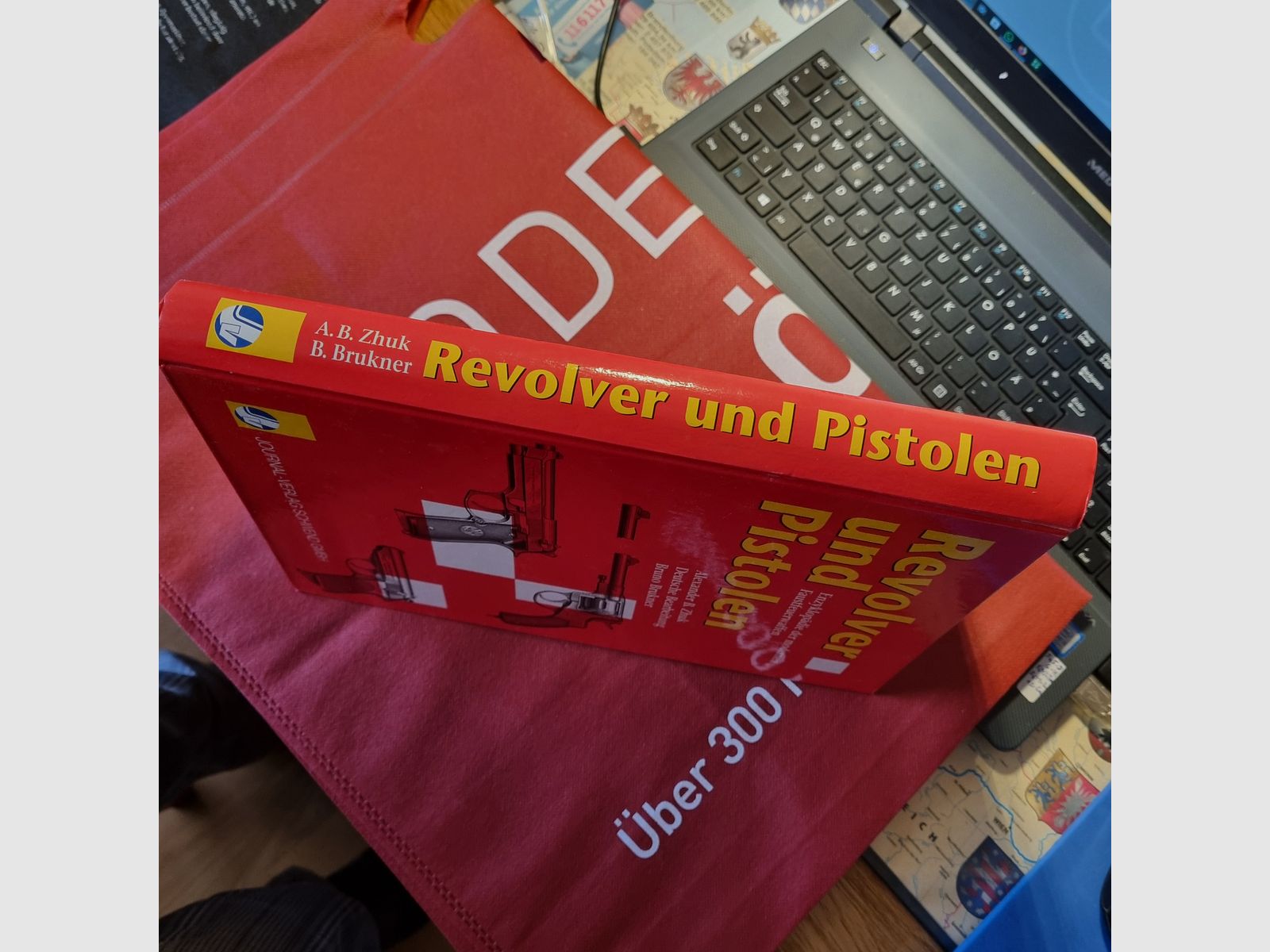 Revolver und Pistolen, Alexander B. Zink, 1. Auflage 1996