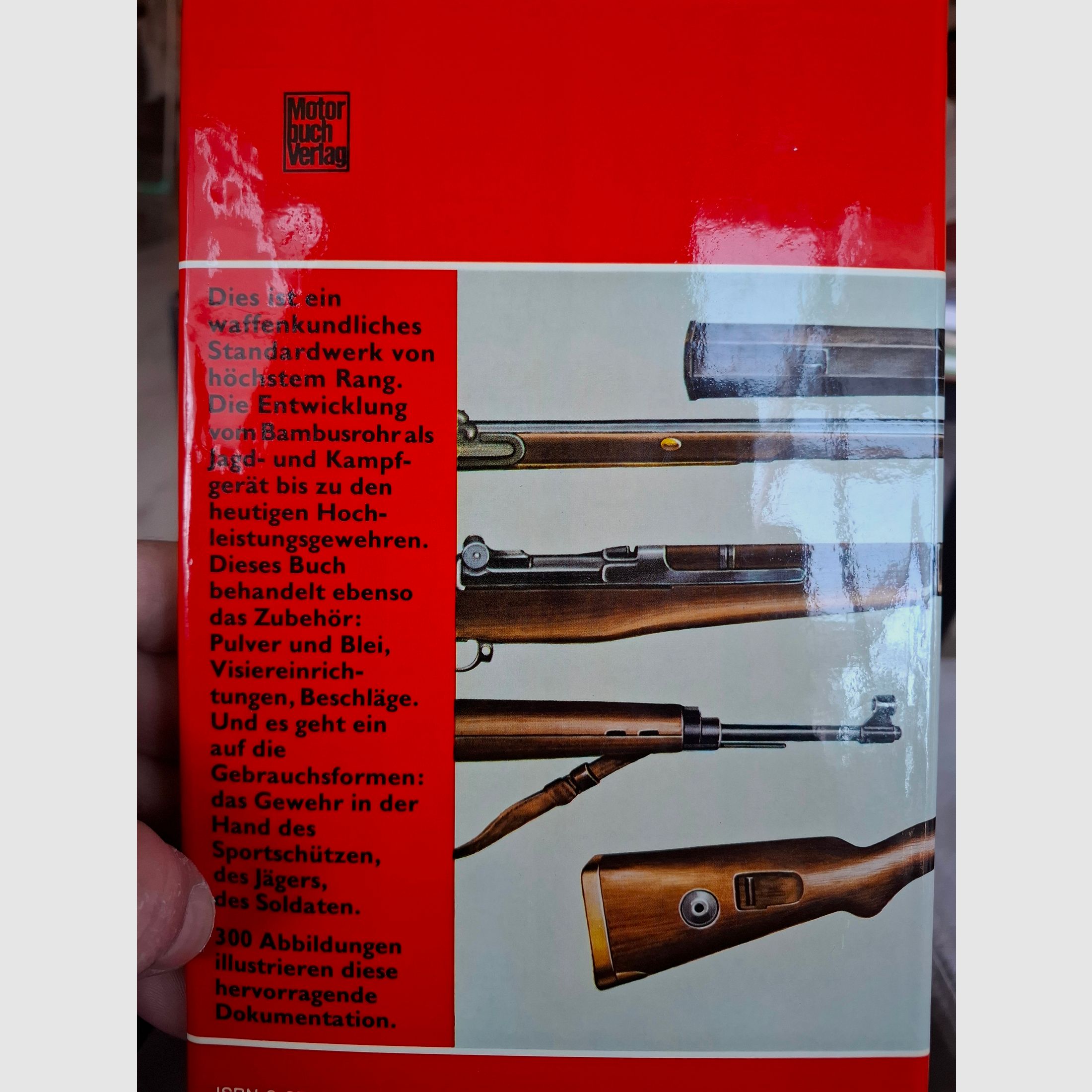 Il fucile. Storia di un'arma..libro rilegato