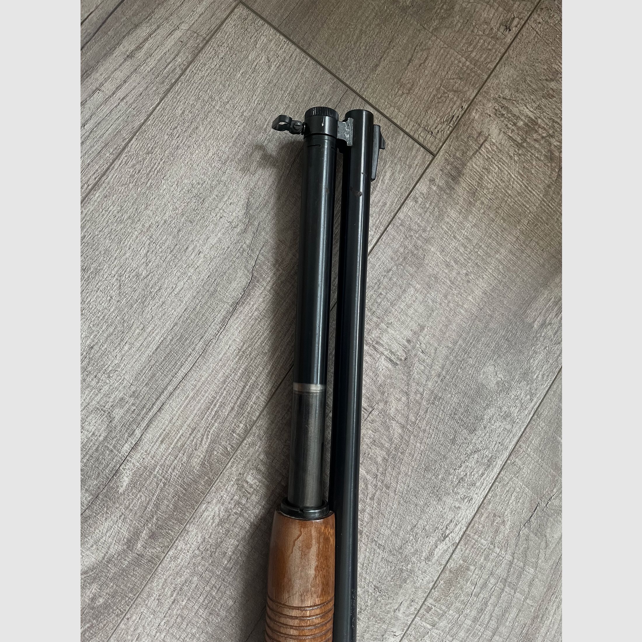 Mossberg Vorderschaft Repetierer