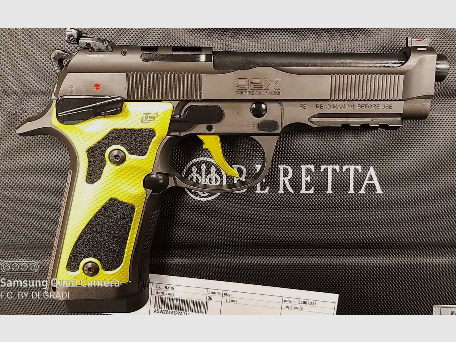 NIEUWE BERETTA 92X PERFORMANCE DARK SERIES, afbeelding 2 van 6
