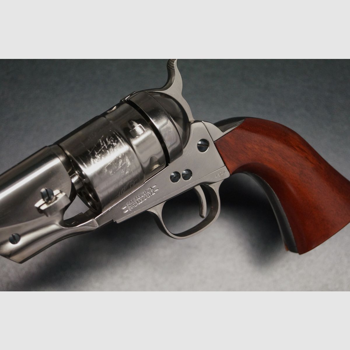 Uberti Richards Army vernickelt .45 Colt, Bild 5 von 6
