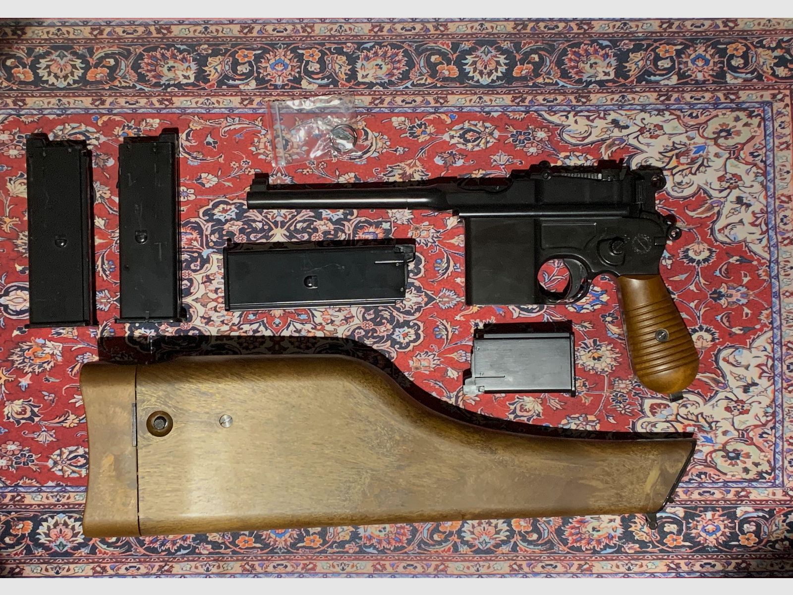 Wei-ETech M712 Airsoft Broomhandle mit Schaft Vollmetall GBB 6mm BB schwarz