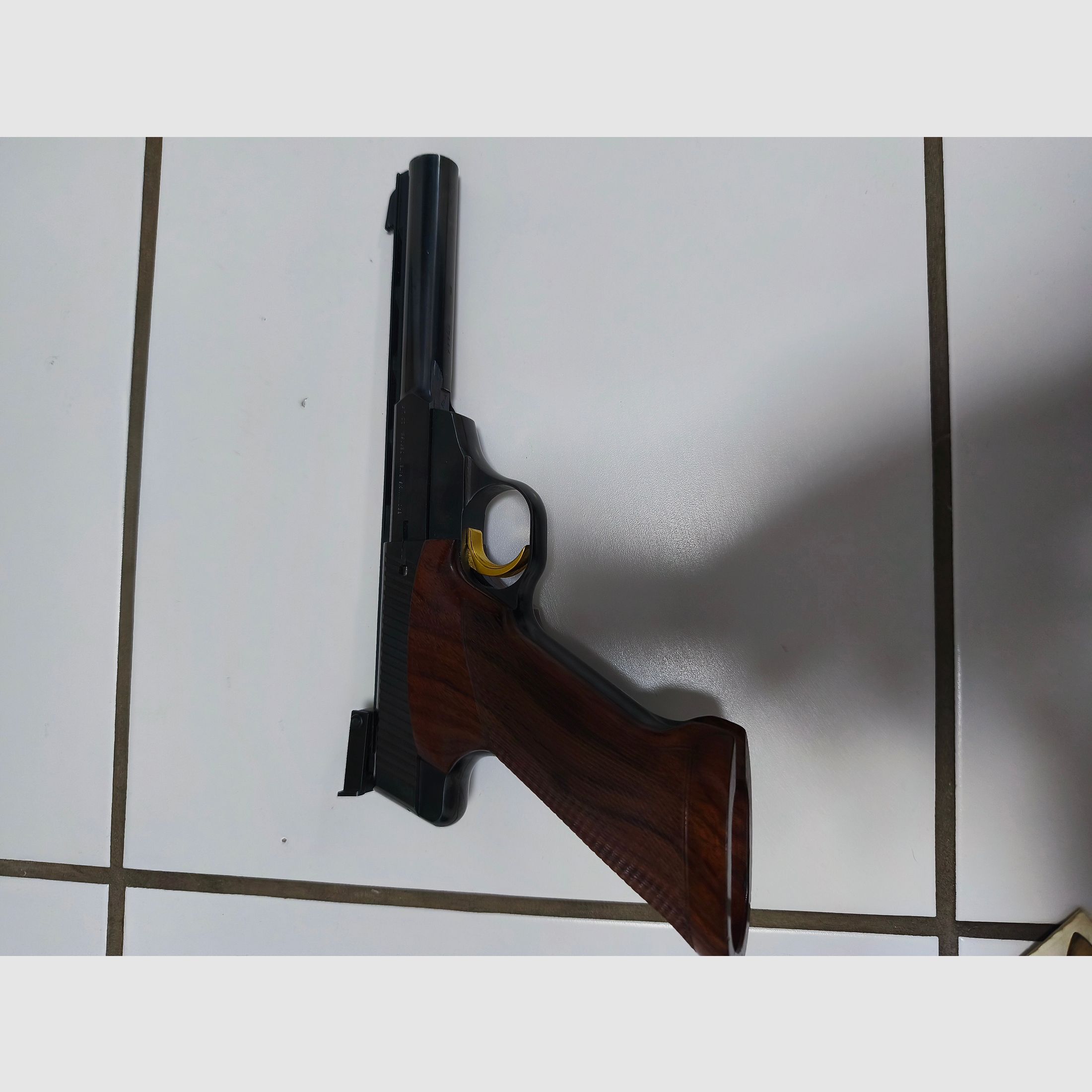 FN Herstal Browning KK pistolet samopowtarzalny 150/22lfb