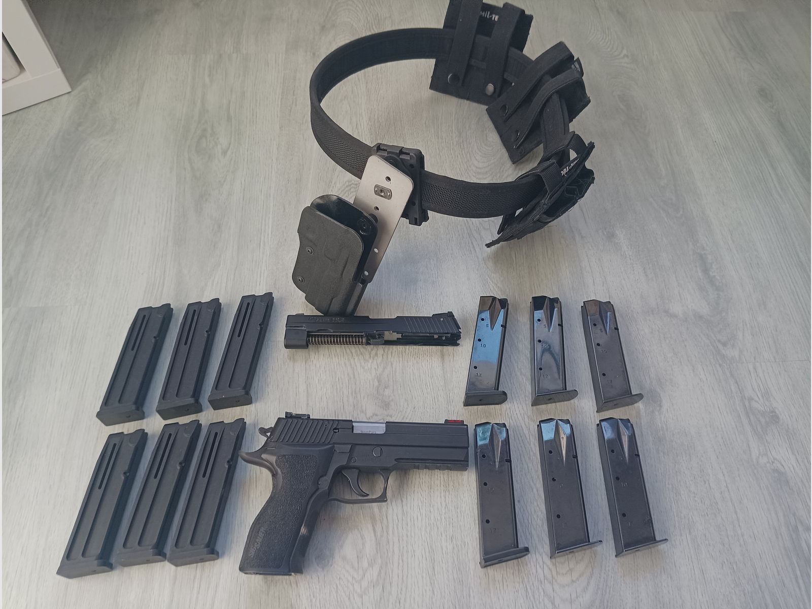 Pistol Sig Sauer P 226 LDC 9 Para with Sig Sauer exchange system 22 lr