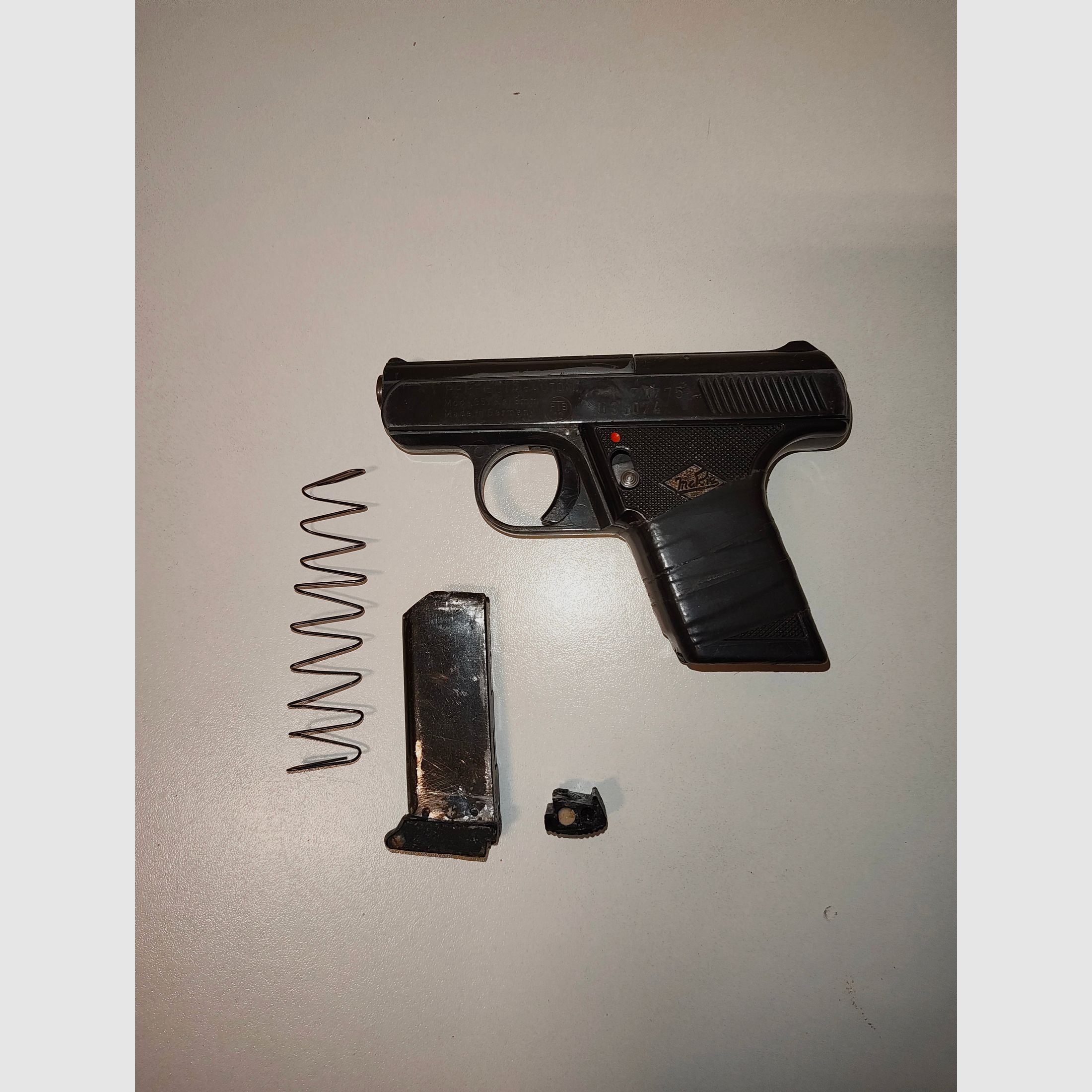 Perfecta Automatic 8mm pak {Read description!}