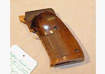Beretta - Gardone/Italy wooden grip panels used