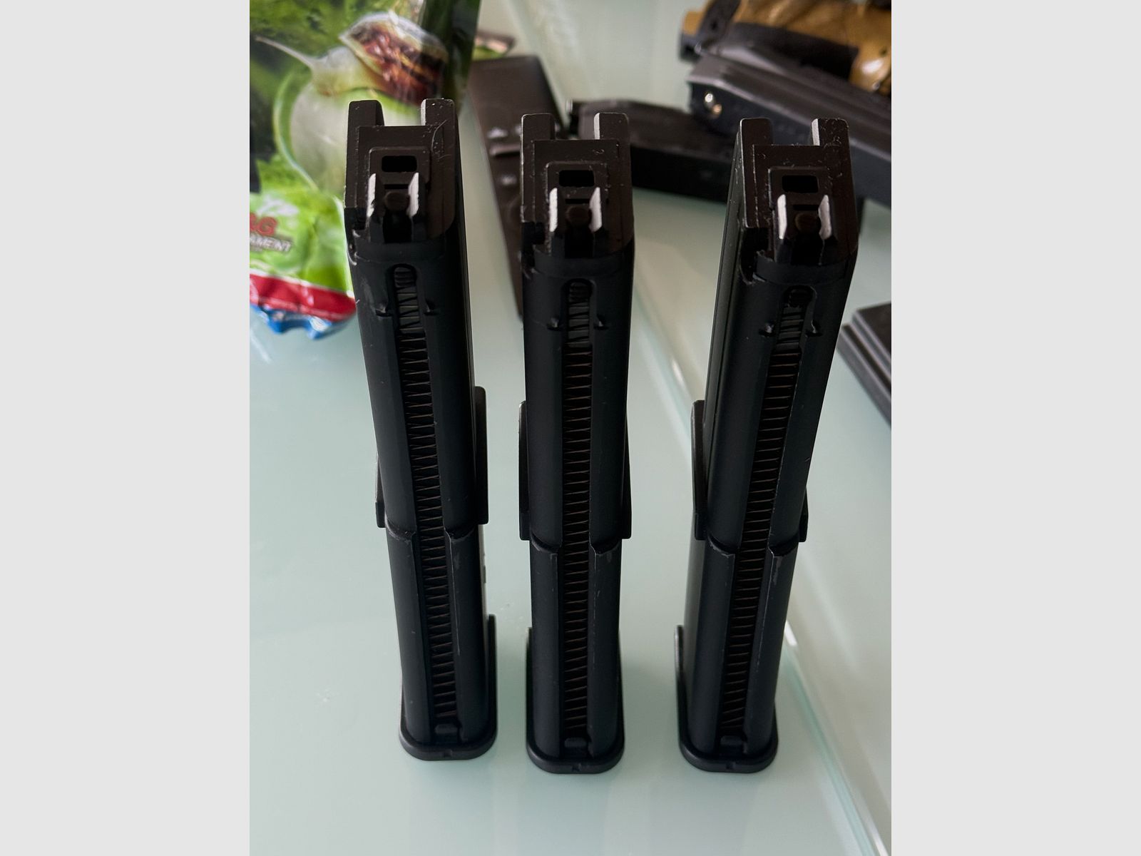 VFC MP7 GBB Einsteiger Set! / 3 Magazine / Viel Zubehör / OVP / Verhandlungsbasis!