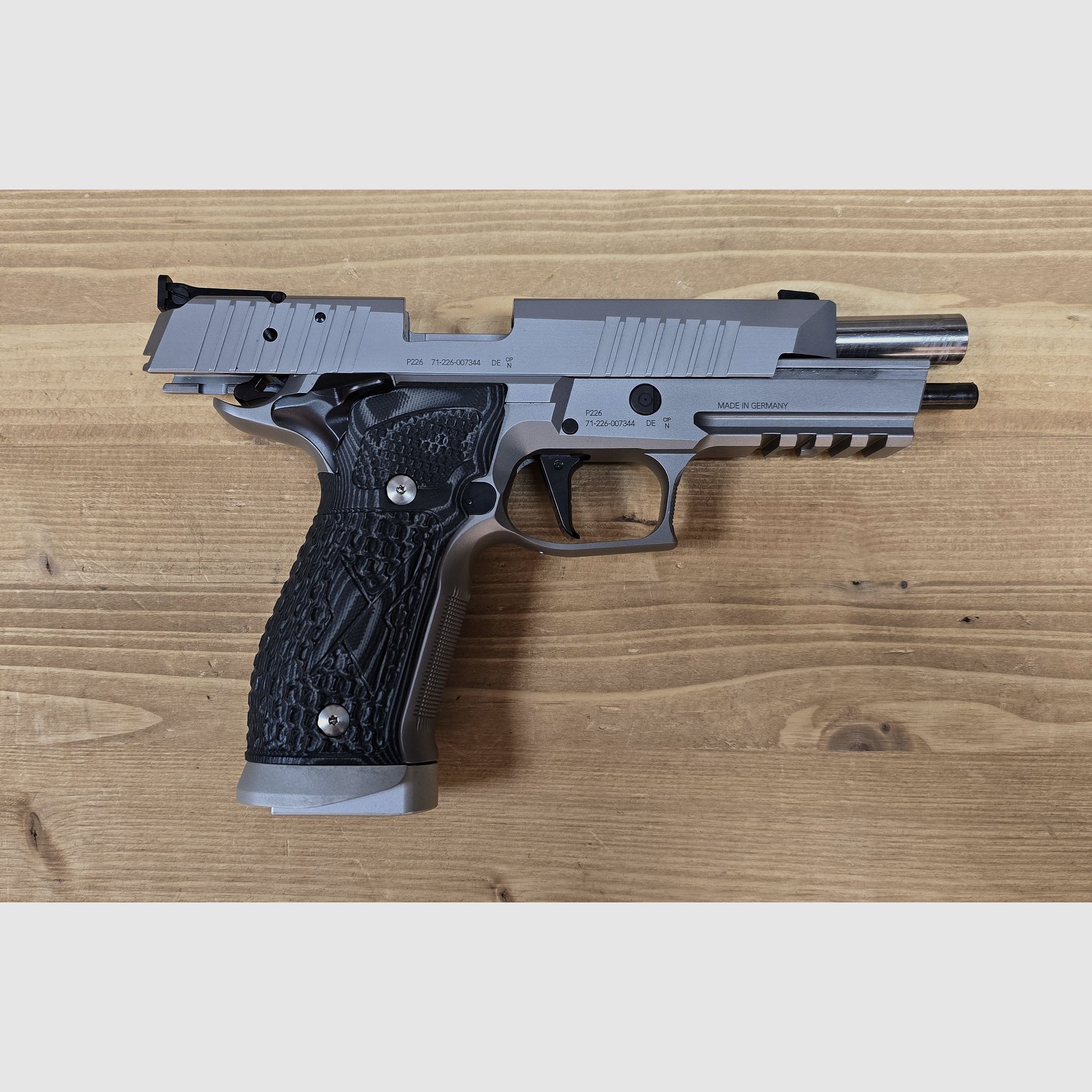 Sig Sauer P226 X-Five 9mm Luger