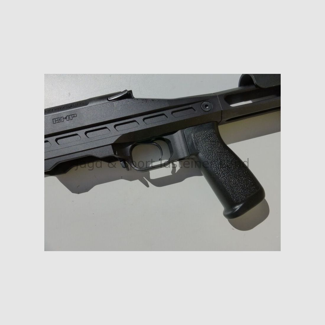 Bergara B14 BMP Varmint incluso base rail di Dentler