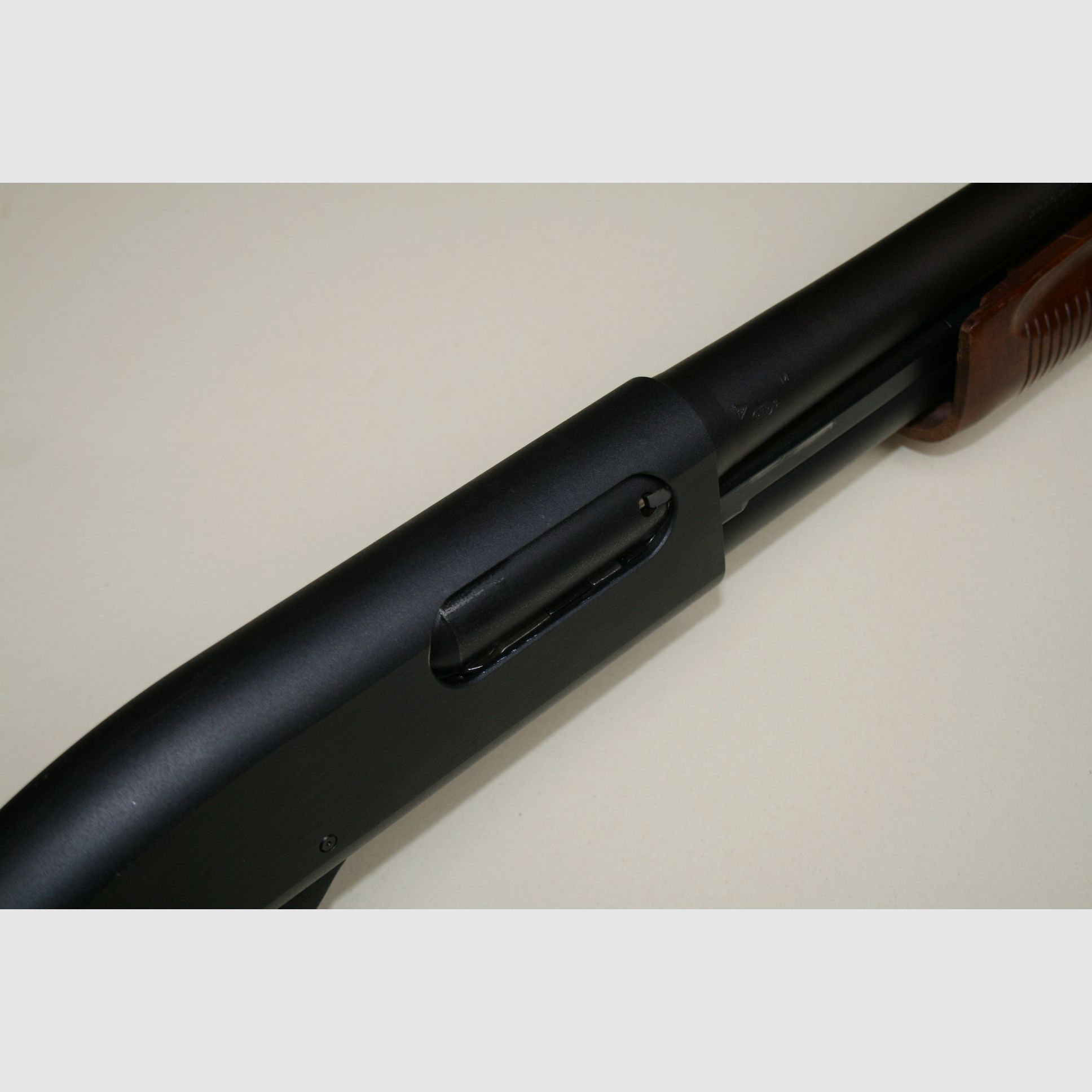 Remington 870 Express Pumpgun Kal.12/76 glatter Lauf 46 cm + Magazinverlängerung [KATEGORIE B] (GEBRAUCHT), Bild 6 von 8