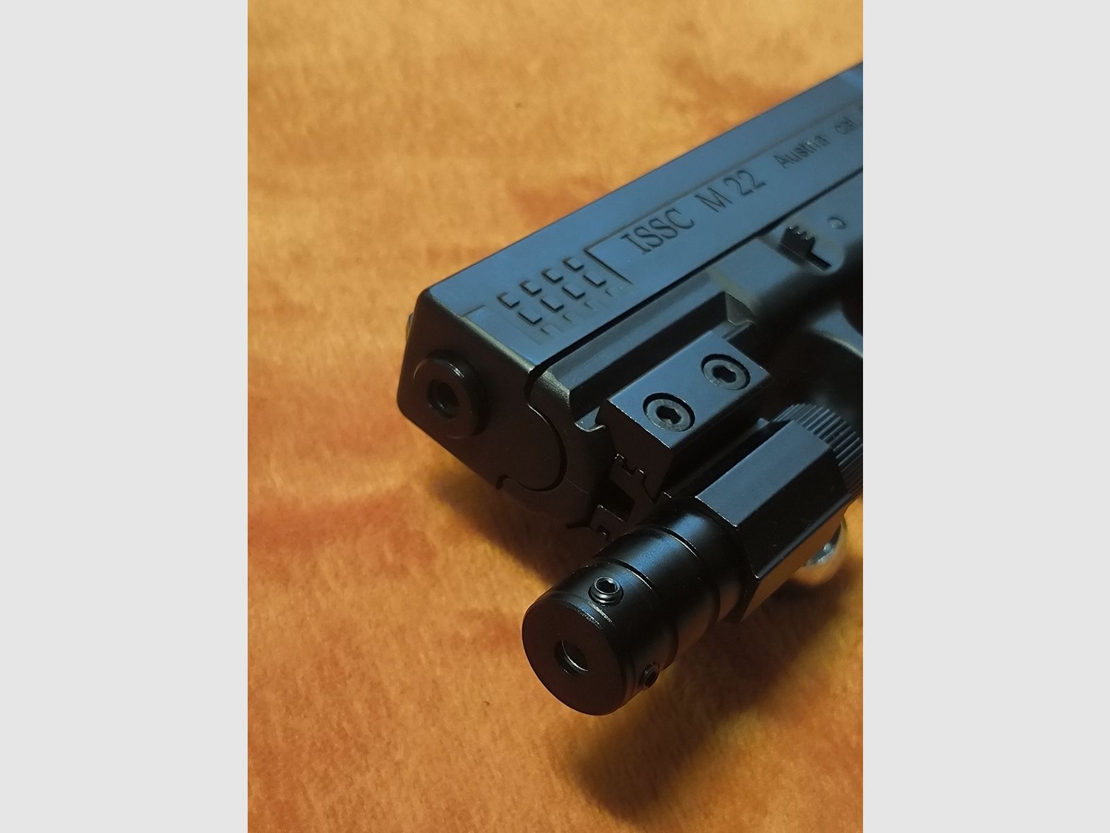 ISSC M22 CO2 Blowback wie Neu Voll Set