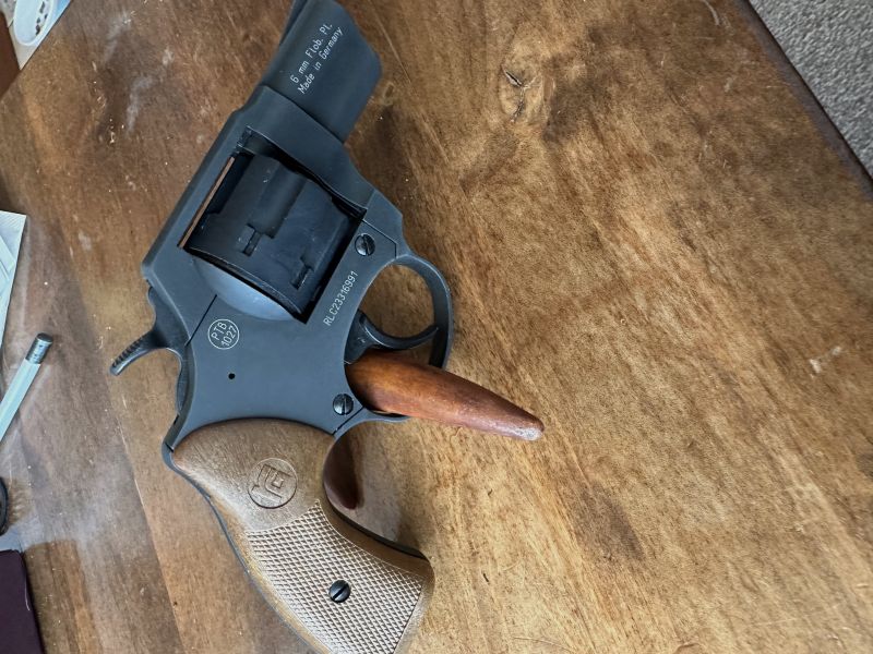 NEUER Revolver Röhm rg 56 brüniert 6 mm Schreckschuss